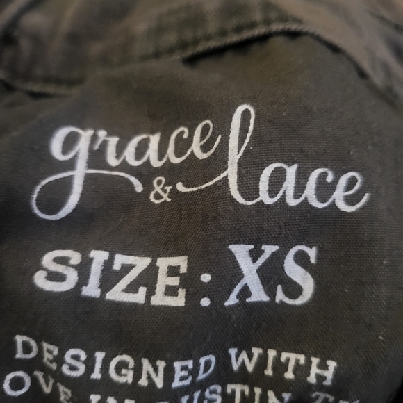 Grace & Lace shorts - Picture 3 of 3